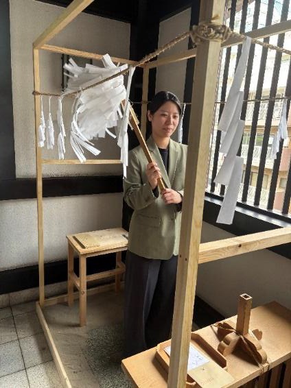 左・右・左と祓います